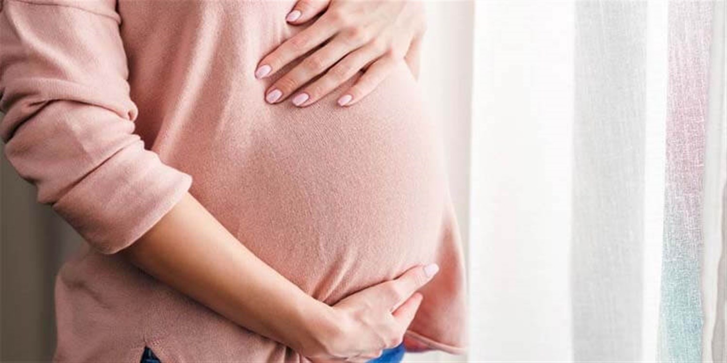 العطور مختلفة أثناء الحمل كنوز الطيب